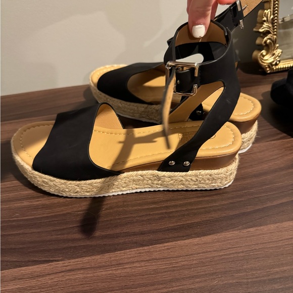 Black Platform Wedges - Picture 2 of 3